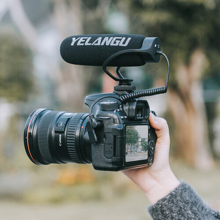 YELANGU MIC08 Micrófono Shotgun para Cámaras y Smartphones con Shockmount Integrado y Pantalla Antiviento