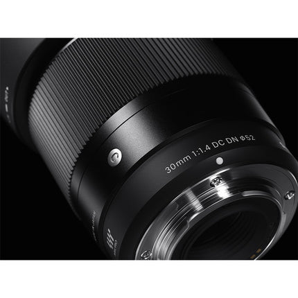 Sigma 30mm f/1.4 DC DN Objetivo para Leica L con diafragma 9 láminas y motor AF