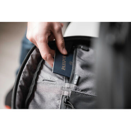 Nomatic Navigator Sling Negro 6L resistente al agua con bolsillo RFID y correas ajustables