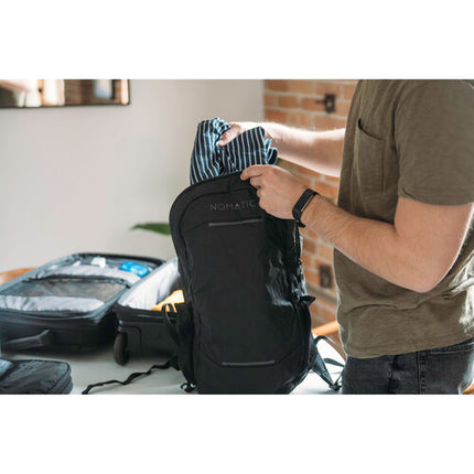 Nomatic Navigator Mochila Plegable Negra Compartimento Principal Gran Capacidad