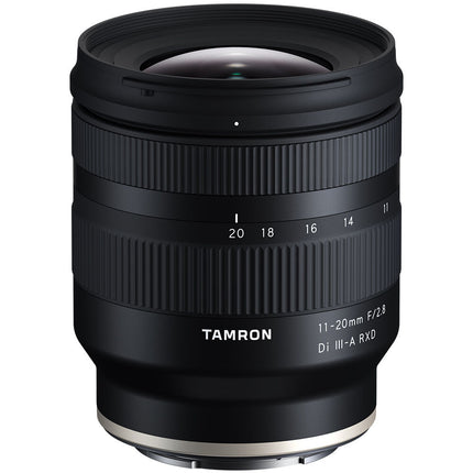 Tamron 11-20mm f/2.8 Di III-A RXD Lente Ultra Gran Angular APS-C con Parasol y Tapas