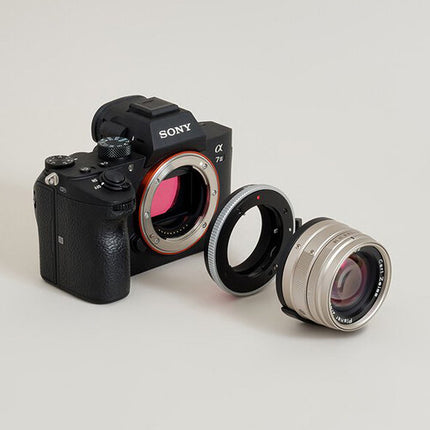 Urth Adaptador de Montura Manual para Lente Contax G a Sony E-Mount de Aluminio y Cobre