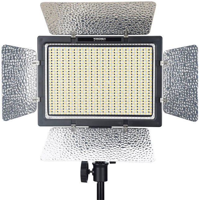 Yongnuo YN900 Panel de Luz LED Daylight RGB 5500K 10x7.5 pulgadas