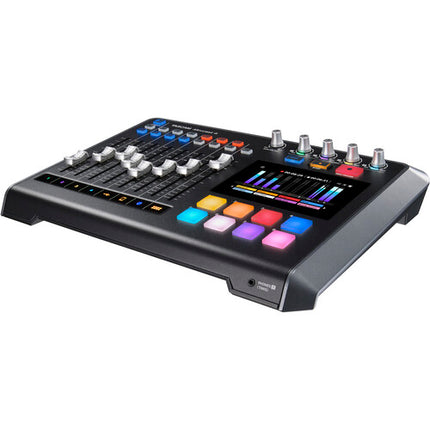 TASCAM Mixcast 2 Kit de Podcast con 2 Micrófonos Shure SM7B y 8 Faders