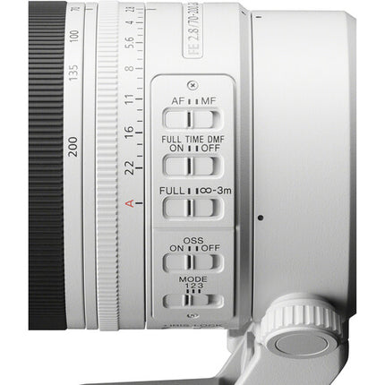Sony FE 70-200mm f2.8 GM OSS II Teleobjetivo con filtro 77mm y kit limpieza