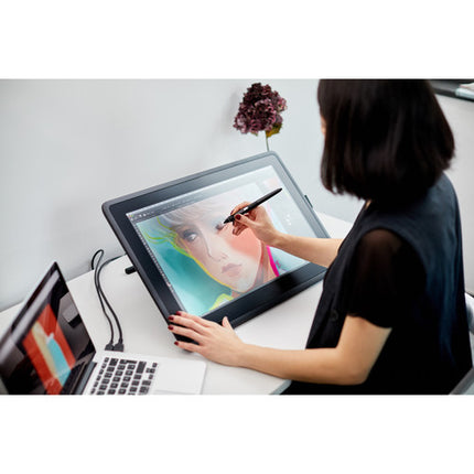 Wacom Cintiq 22 Pantalla Creativa con Área Activa 18.7x10.5 pulgadas Display táctil Full HD y Soporte Ajustable
