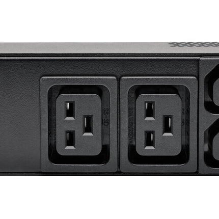 Tripp Lite 5800W PDU monofásico 48 salidas 200-240V con medidor local