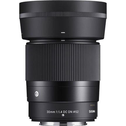 Sigma 30mm f1.4 DC DN Objetivo APS-C Diafragma f1.4 a f16 52mm Kit Completo