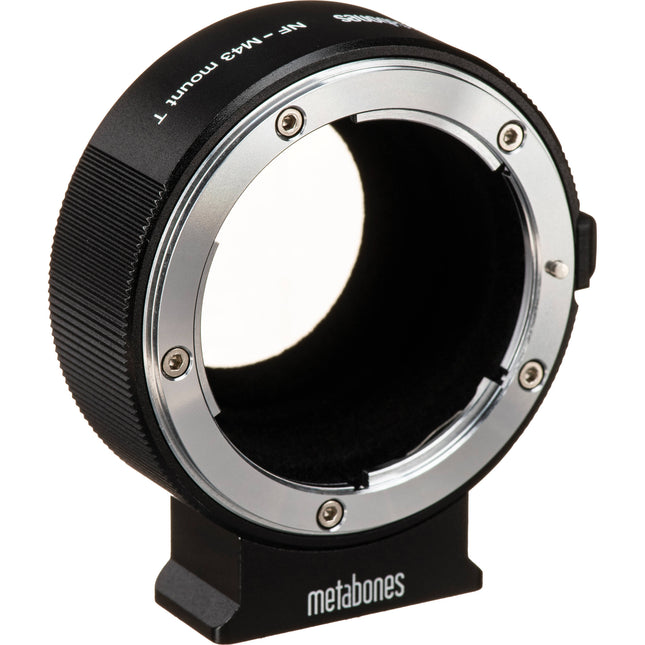 Metabones Adaptador Nikon F a Micro Cuatro Tercios con Enfoque Infinito y Pie para Trípode Arca-Type