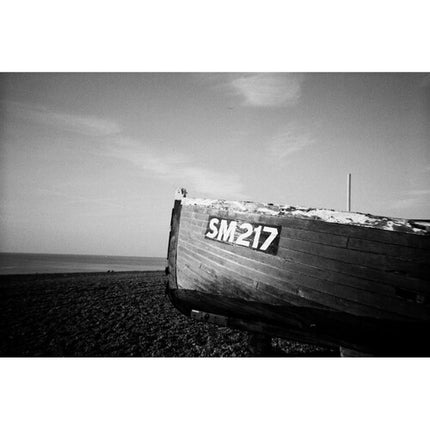 Lomography Simple Use Cámara Recargable Blanco y Negro 27 Exposiciones f9 31mm
