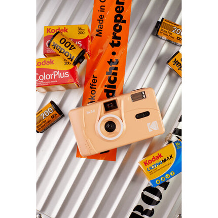 Kodak M38 Cámara de película 35mm lente 31mm flash incluido