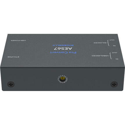 Magewell Pro Convert AES67 Convertidor de Audio Analógico IP Bidireccional 3.5mm 4.4mm con XLR