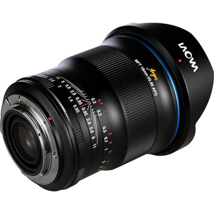 Venus Optics Argus 18mm f0.95 Micro Cuatro Tercios 7.9” distancia mínima de enfoque