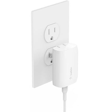 Belkin BoostCharge Cargador de pared USB-C PD 30W con protección y enchufe plegable