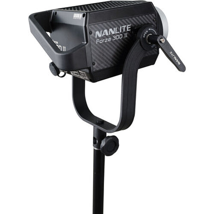 Nanlite Forza 300 II Luz LED Monolight 5600K 69400 Lux Reflector
