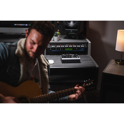 Audient iD24 Interfaz de Audio USB-C 24 Bits 96 kHz 10x14 canales