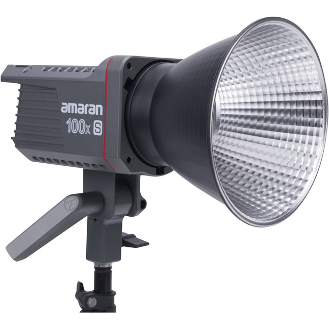 amaran COB 100x S Monoluz LED bicolor 30500 Lux 2700-6500K con reflector Bowens
