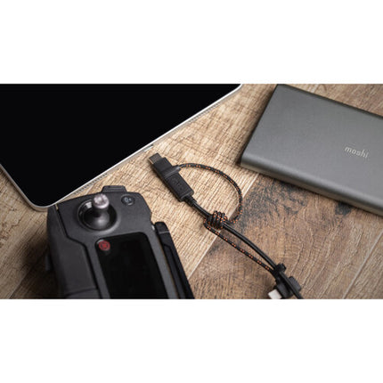 Moshi Cable de carga universal 3 en 1 1 metro Lightning USB-C Micro-USB