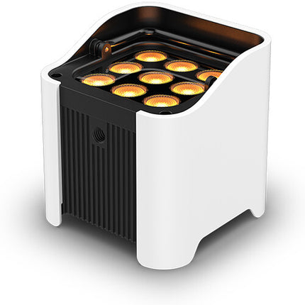 CHAUVET DJ Freedom Par Q9 Kit de 8 luces RGBA LED batería 14° haz 12h autonomía con estuche cargador