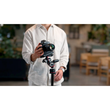 Manfrotto MT055CXPRO3 Trípode de Fibra de Carbono con Cabezal 3 Vías Capacidad 12 kg Altura 186 cm y Sistema de Liberación Rápida Move