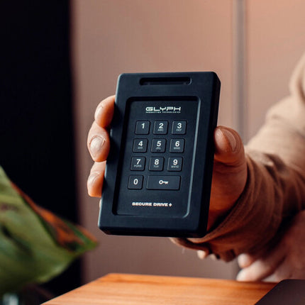 Glyph Technologies SecureDrive+ SSD Externo Encriptado 1TB USB-C 360 MB/s con Teclado