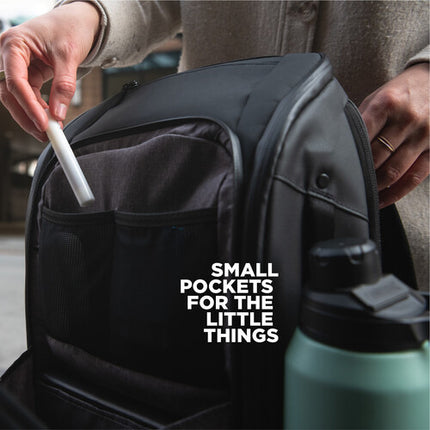 Nomatic Mochila Negra 14L Resistente al Agua con Correa Esternal y RFID Seguro