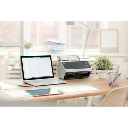 Ricoh fi-8150 Escáner de documentos a color dúplex 600 dpi 50 ppm con alimentación automática