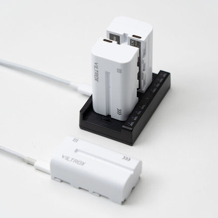 Viltrox L-Series NP-F550 Batería de Litio Ligera con Carga USB y LED