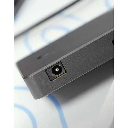 Sabrent Thunderbolt 4 KVM Switch soporte dos PCs doble pantalla y carga 60W