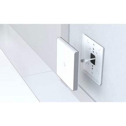 Ubiquiti U6 Enterprise Punto de Acceso Wi-Fi 6E Tri Banda 10173 Mb/s 1250 m²
