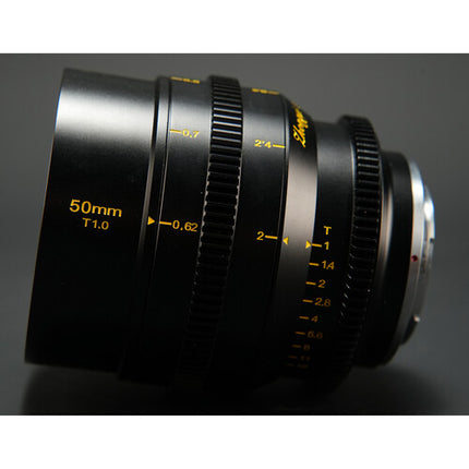 Mitakon Zhongyi Speedmaster S35 50mm T1 Lente Cine para Fujifilm X con Apertura Ultrarápida