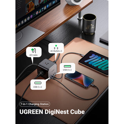 UGREEN 65W USB-C GaN Estación de Carga de Escritorio 7 en 1 con 3 Salidas AC 7 Puertos