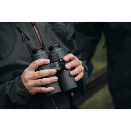 SWAROVSKI OPTIK 10x32 EL Prismáticos con telémetro láser alcance 2200 yardas y ángulo 61°