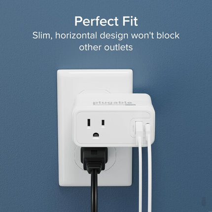 Plugable Extensor de Toma de Pared Blanco con Puerto USB-C 30W USB-A 12W