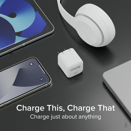Plugable Cargador de Pared USB-C GaN 30W Blanco con Tecnología Inteligente