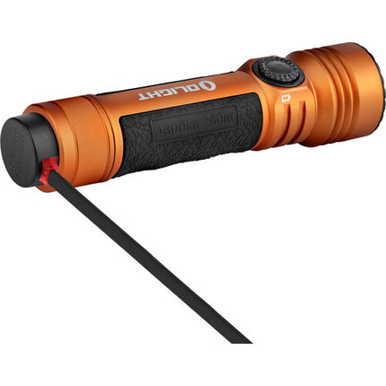Olight Seeker 4 Pro Linterna Recargable LED 4600 lúmenes naranja con funda y carga USB-C