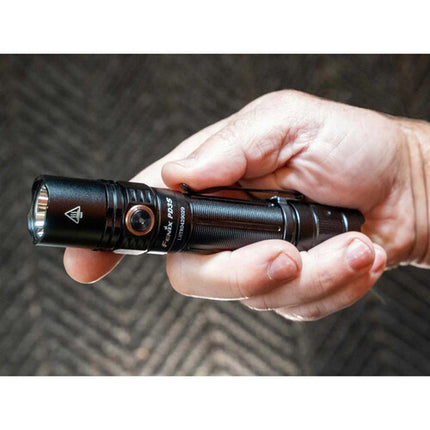 Fenix PD35 V3.0 Linterna Recargable 1700 Lúmenes con Batería 18650