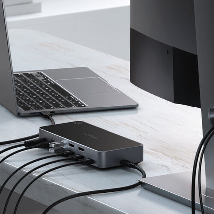 Satechi Triple 4K Display Docking Station con 3 HDMI 2.0 y 2 DisplayPort 1.4