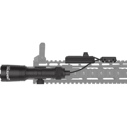 Nightstick LGL-170A2 Kit Linterna para Arma 1500 Lúmenes IPX7 Submersible