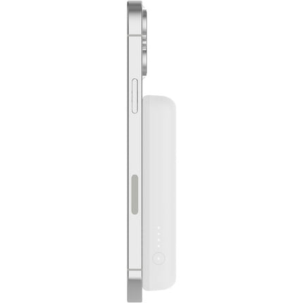Belkin BoostCharge Power Bank inalámbrico magnético 5000mAh 7.5W con soporte blanco