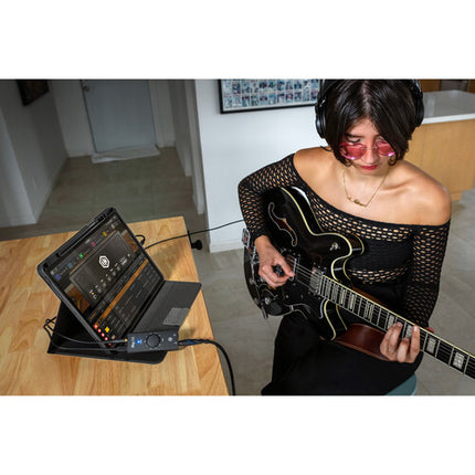 IK Multimedia iRig USB-C Interfaz de Guitarra 24-Bit 48kHz Bus Powered Ligero