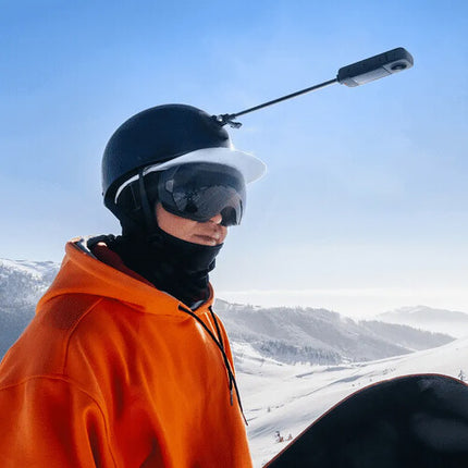 Insta360 Snow Kit de accesorios con varilla casco y correa pecho