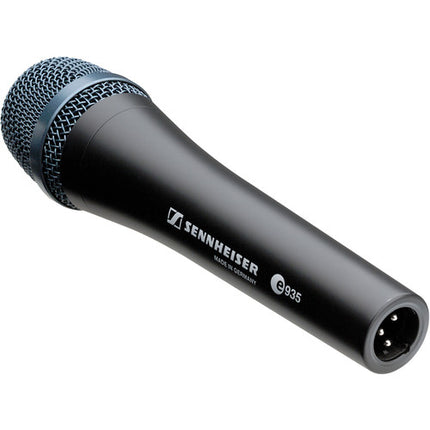 Sennheiser e935 Micrófono dinámico cardioide frecuencia 40 Hz - 18 kHz incluye clip y funda
