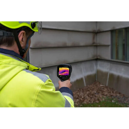 FLIR E8 Pro Cámara Termográfica Resolución 320x240 Pantalla 3.5"
