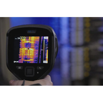 FLIR E8 Pro Cámara Termográfica Resolución 320x240 Pantalla 3.5"