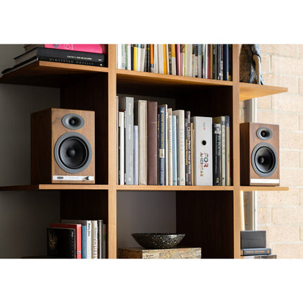 Audioengine HD5 Altavoces Estantería Inalámbricos 2 Vías 100W RMS 5 Pulgadas Madera Nogal