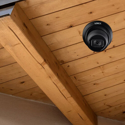 Lorex E842CD Cámara domo de red exterior 4K UHD visión nocturna 2.8mm 125° campo visual