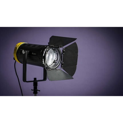 ikan Helia 150W Luz Fresnel LED Bicolor 3200-5600K CRI 97 con Barndoor