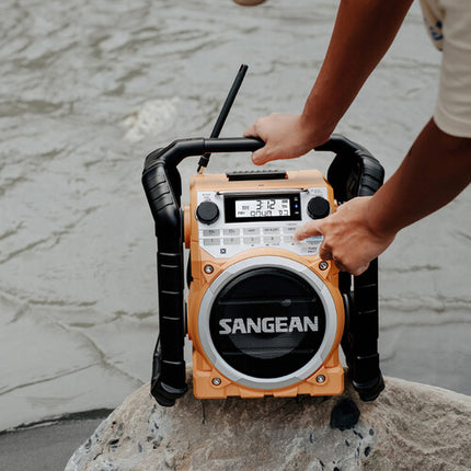 Sangean U4 Radio Portátil AM FM WX Resistente Bluetooth 7W 6.7 Pulgadas