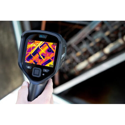 FLIR E6 Pro Cámara Térmica Portátil Resolución 240x180 Pantalla Táctil 3.5"